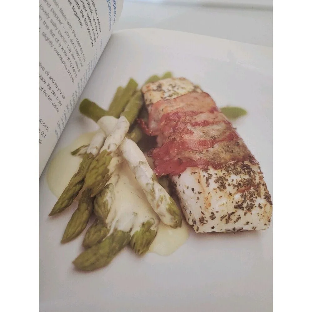 Cook‎ with Jamie: My Guide to Making You a - Hardcover, by Oliver Jamie - Good